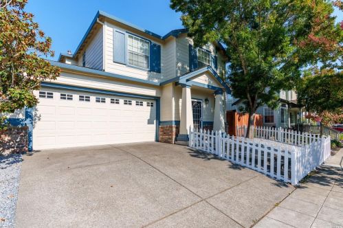 3916 Match Point Ave, Santa Rosa, CA 95407-2523