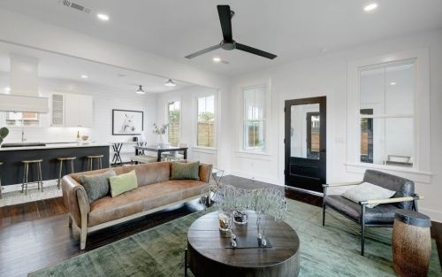 4703 Delores Ave, Austin TX 78721-2001 exterior