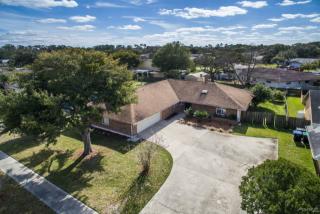 8606 Villa Nova St, Orlando, FL 32817-2520
