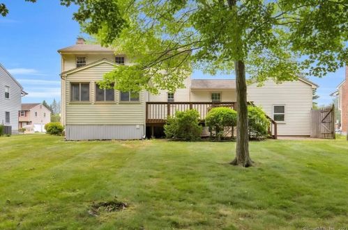 115 Briar Patch Dr, Kensington, CT 06037-2203