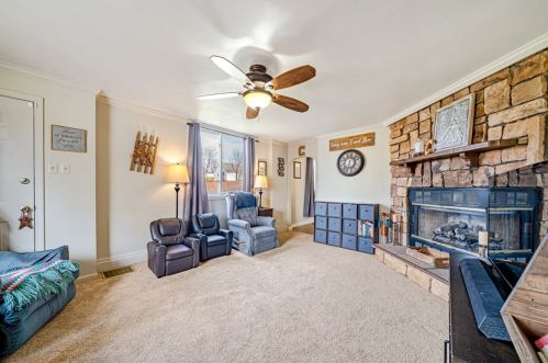 2703 Kansas St, Mckeesport PA  15132-7841 exterior