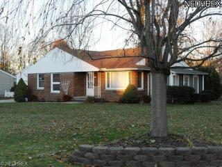 369 35th St, Barb, OH 44203-7650