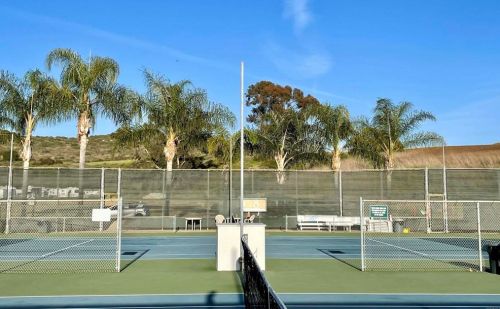 3437 Don Alberto Dr, Carlsbad CA  92010-3902 exterior