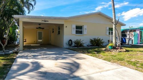 2441 Oleander St, Saint James City, FL 33956-2074