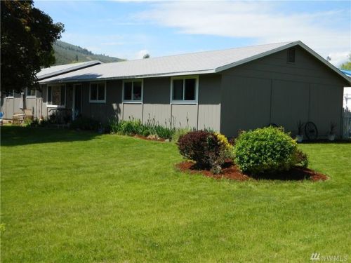 905 3rd Ave, Oroville, WA 98844-9342