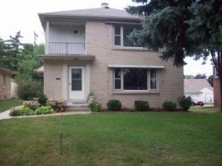 3235 35th St, Milwaukee WI  53215-4127 exterior