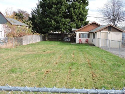 1005 Vassar Ave, Wenatchee, WA 98801-1615