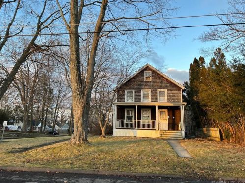 40 Abbott Ave, Danbury, CT 06810-5358