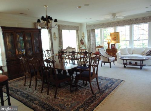 271 Long Point Dr, Fredericksburg VA  22406-5450 exterior