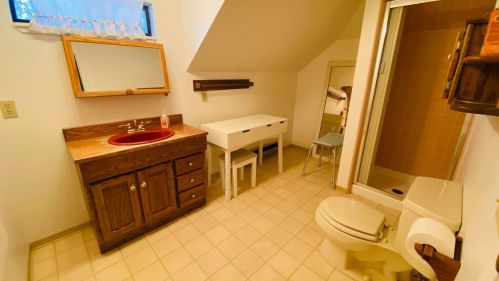 332 5th Ave, Portola CA  96122-9238 exterior