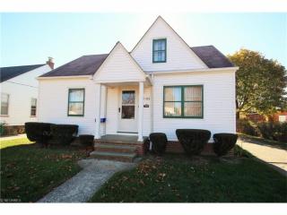 19306 Chickasaw Ave, Cleveland OH  44119-2831 exterior