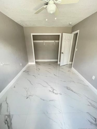 6716 33rd St, Hollywood FL  33023-4804 exterior