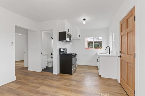 2519 Monroe St, Long Beach CA  90810-1361 exterior