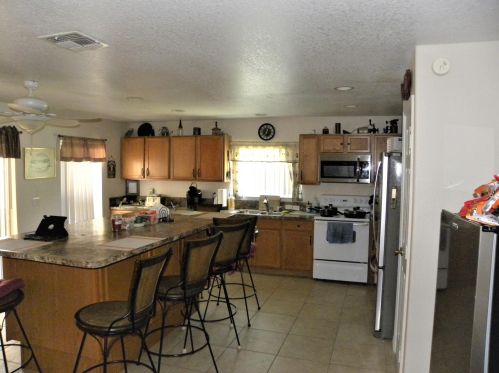 410 Eyerly Ave, Fort Pierce, FL 34983-2904