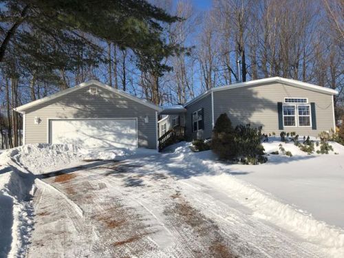 3189 Military Tpke, Sciota, NY 12992-3903
