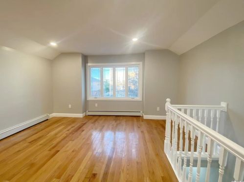 101-24 111th St, Jamaica NY  11418-1638 exterior