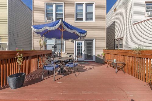 84 Avenue A, Bayonne, NJ 07002-5283