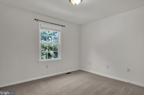 5105 Mendenhall Dr, Navy Sup Dpt PA  17050-8356 exterior