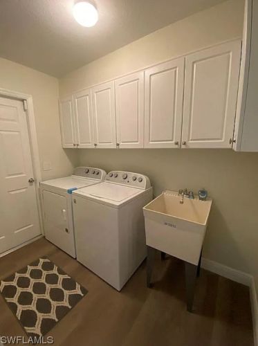 1006 6th Ave, Cape Coral FL  33909-0013 exterior