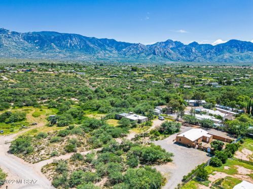 3360 Lamb Dr, Tucson, AZ 85739-4254