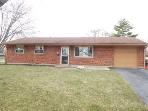 106 Merrymaid Dr, Englewood, OH 45322-3055