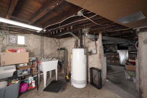 327 Willow St, Marion OH  43302-4043 exterior