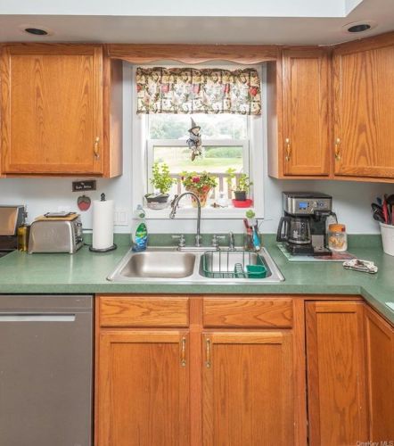 497 Tanzman Rd, Parksville NY  12768-5122 exterior