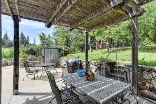 2051 Shorthandle Rd, Greenwood, CA 95635-9636
