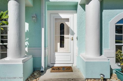 6220 Baker Cir, Cocoa FL  32927-3322 exterior