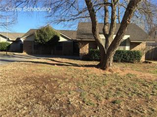 10105 Leeds Dr, Yukon OK  73099-7904 exterior