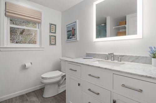 118 Woolford Rd, Wrentham MA  02093-1402 exterior