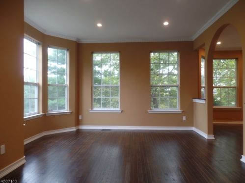 21 Haddenford Dr, Flemington NJ  08822-3528 exterior