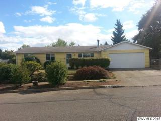 2326 Waln Creek Dr, Salem, OR 97306-2350