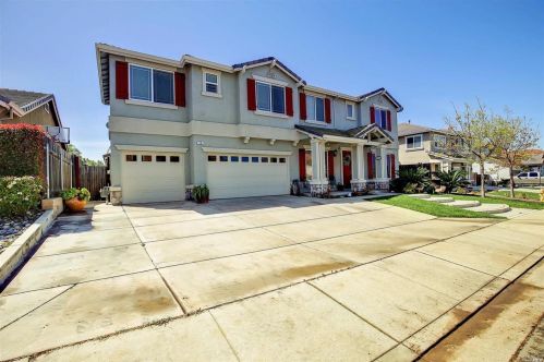 15 Leila Ct, Oakley, CA 94561-3999