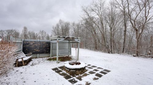 10272 Ford Rd, Cambridge OH  43725-9521 exterior