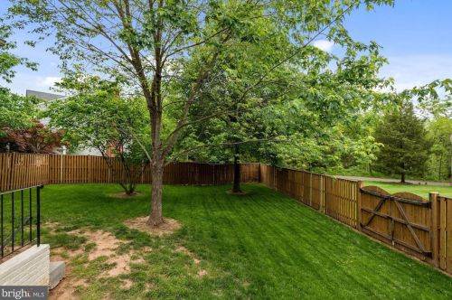 514 Jennifer Ct, Leesburg VA 20176-4910 exterior