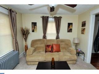 831 2nd St, Lansdale, PA 19446-2108