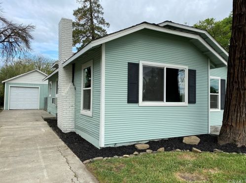 329 Sacramento St, Fruto, CA 95988-2238