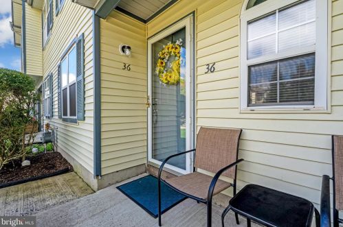 36 Quail Run, Berkeley Township NJ  08721-1300 exterior