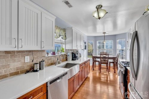 35 Carlisle Ct, Old Bridge NJ  08857-2777 exterior