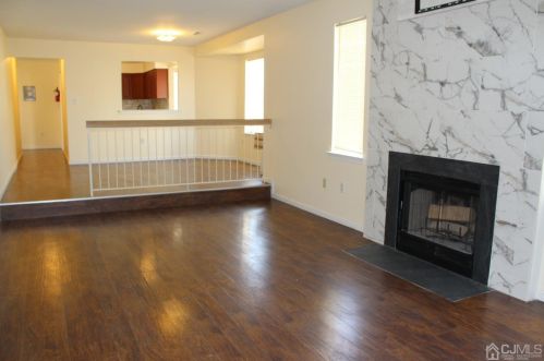 1701 Amanda Ct, Piscataway NJ  08854-6424 exterior