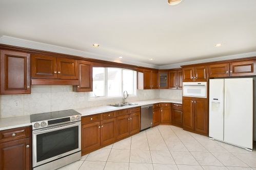 4028 Jean Ave, Bethpage NY  11714-4521 exterior