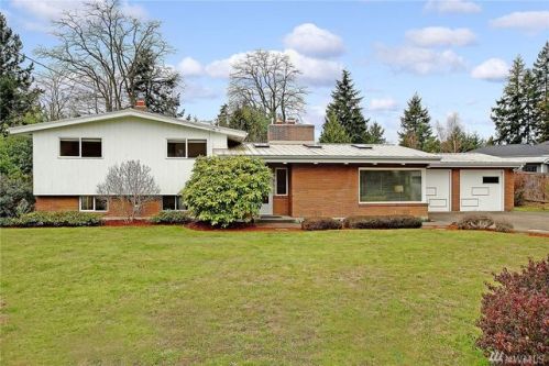 2526 169 Pl, Seattle WA  98166-3247 exterior