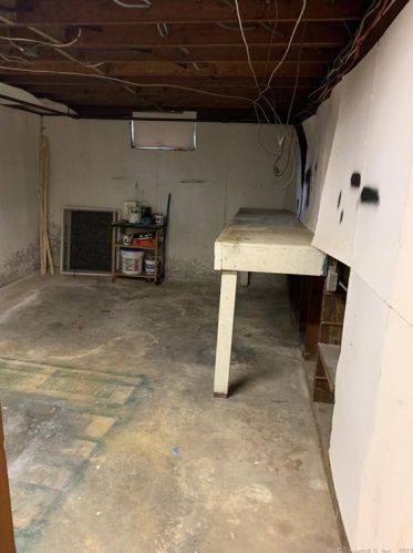 135 Voight Ave, Bridgeport CT  06606-1539 exterior