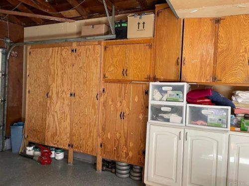 240 Ledgewood, San Diego CA 92114-7233 exterior