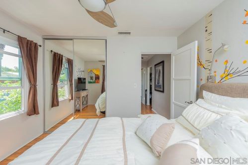 3381 Mtn Vw Dr, San Diego CA 92116-1950 exterior