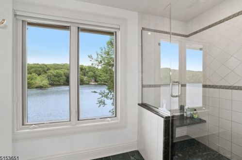 48 Shore Rd, Mountain Lakes NJ  07046-1523 exterior