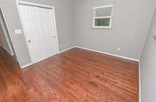 674 Peach Tree Ln, Covington KY  41018-1215 exterior