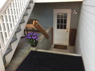 4764 34th Ave, Seattle WA  98105-4007 exterior