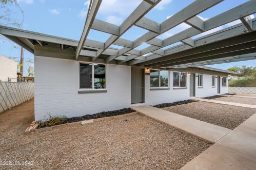2242 Catalina Ave, Tucson AZ  85712-3225 exterior